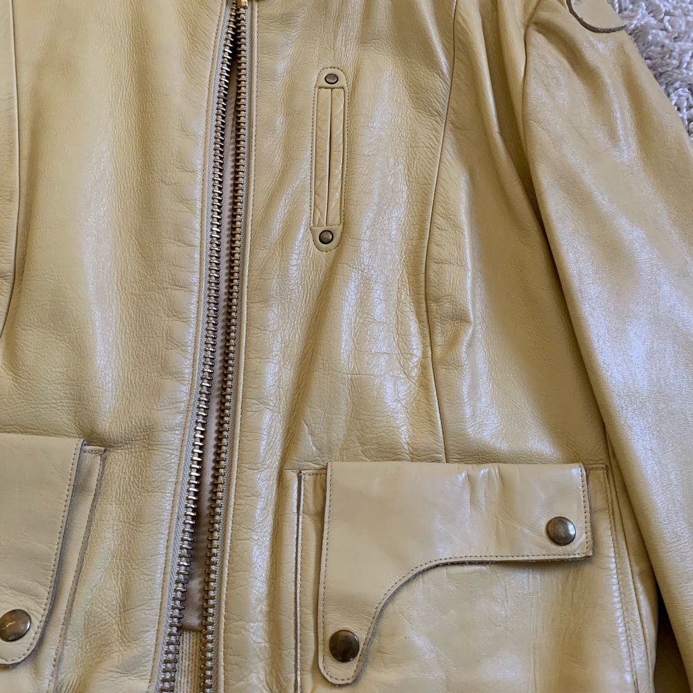 Leather jacket - Picture 4 of 4